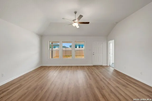 1036 Amber Lake Seguin, TX 78155