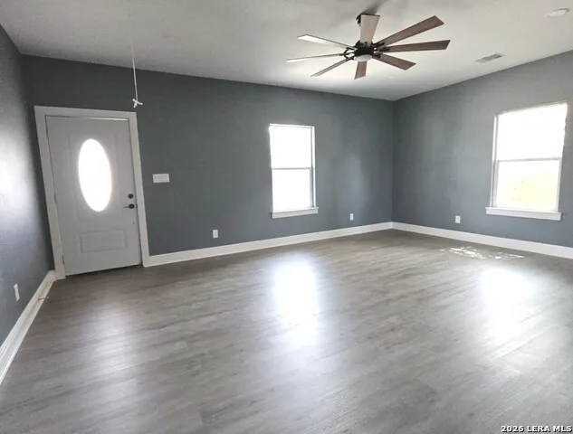 325 Ave B Poteet, TX 78065