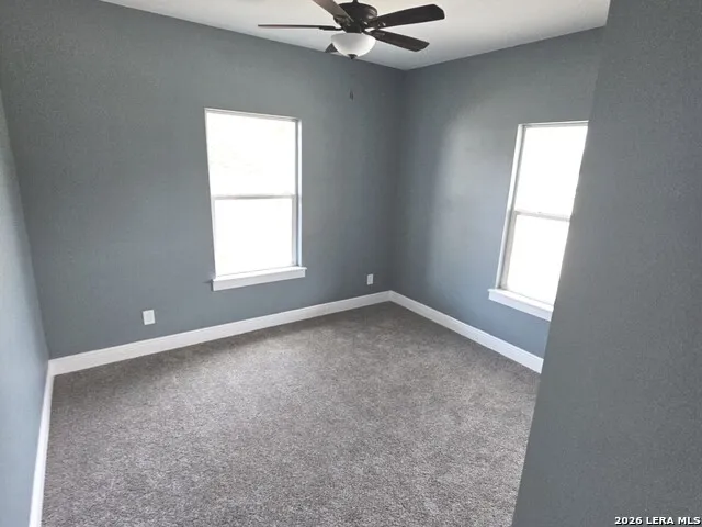 325 Ave B Poteet, TX 78065