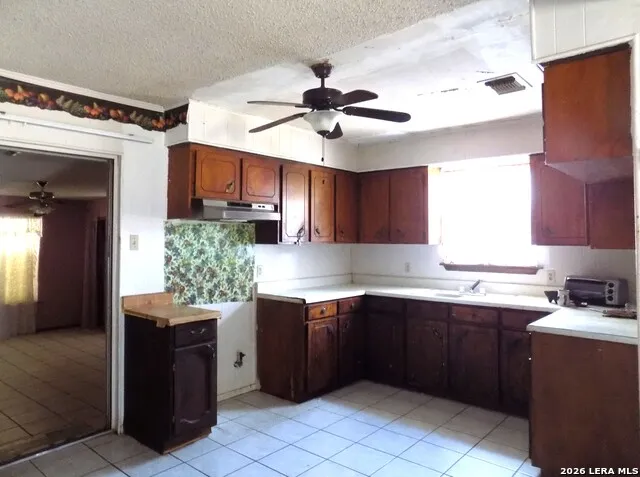 1924 HOOVER ST Eagle Pass, TX 78852