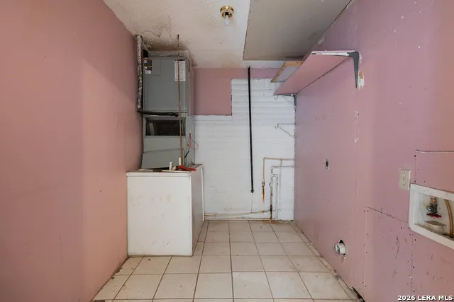 1924 HOOVER ST Eagle Pass, TX 78852