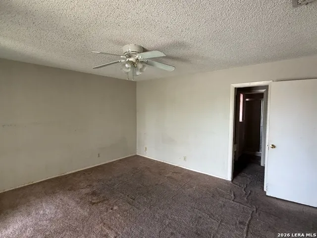 5802 Royal bnd San Antonio, TX 78239