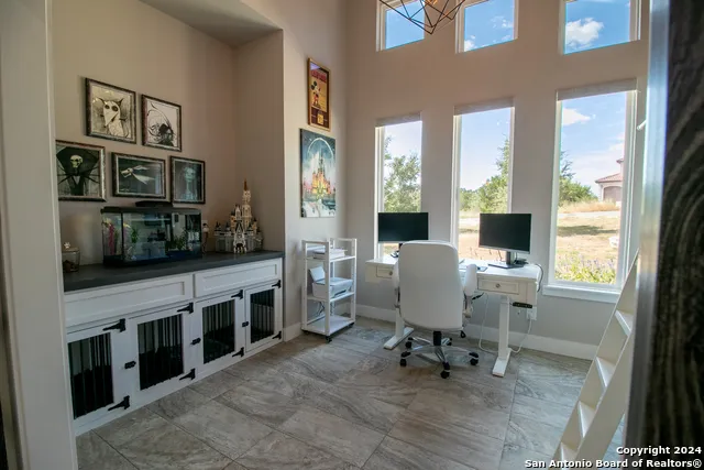 1273 County Road 2801 E Mico, TX 78056