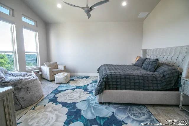 1273 County Road 2801 E Mico, TX 78056