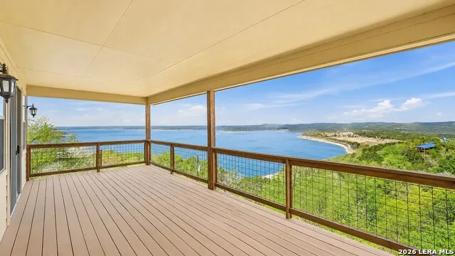 322 Kings Crown Canyon Lake, TX 78133
