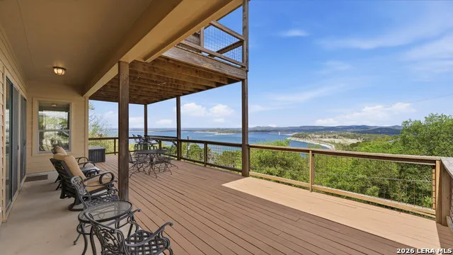 322 Kings Crown Canyon Lake, TX 78133