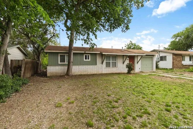 322 W AVIATION BLVD Universal City, TX 78148