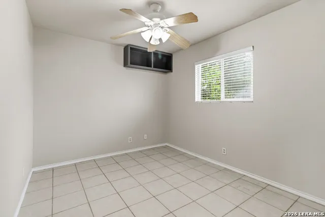 322 W AVIATION BLVD Universal City, TX 78148