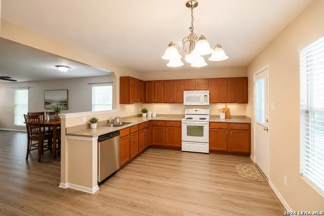137 Willow Brook Cibolo, TX 78108