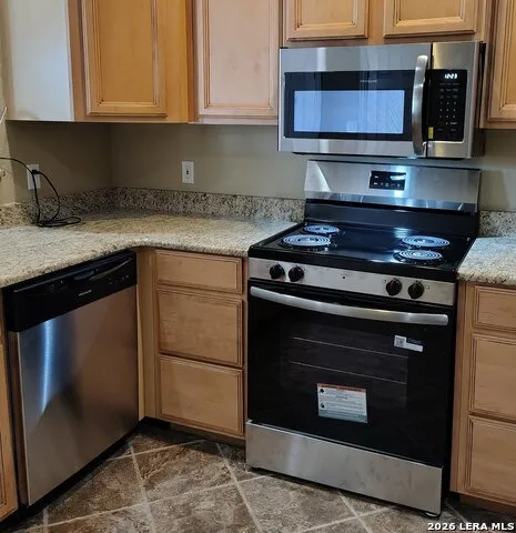 146 Creekview Canyon Lake, TX 78133