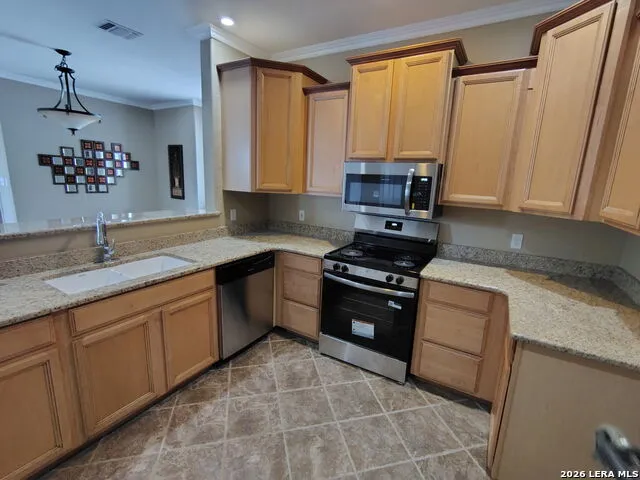 146 Creekview Canyon Lake, TX 78133