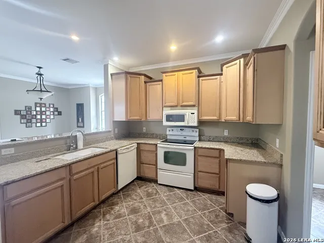 146 Creekview Canyon Lake, TX 78133