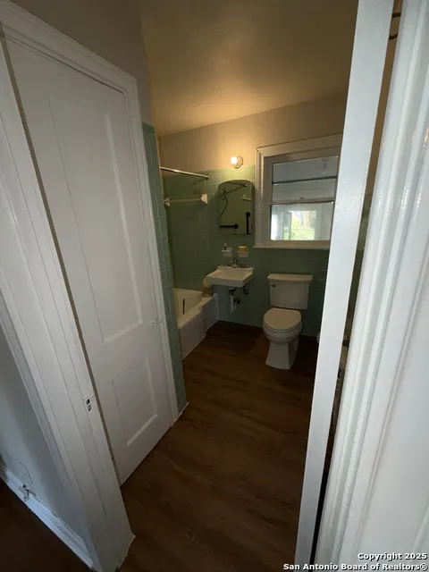 419 Walton San Antonio, TX 78225