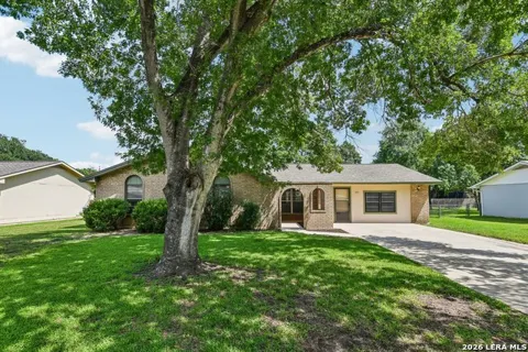 1641 DRIFTWOOD DR