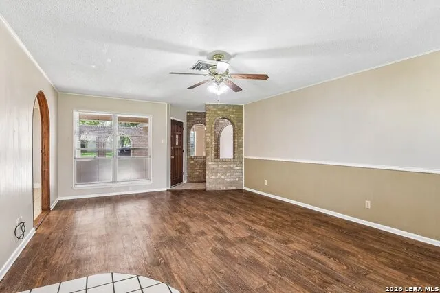 1641 DRIFTWOOD DR Seguin, TX 78155