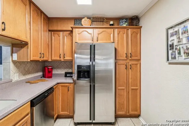 100 Carroll Poth, TX 78147