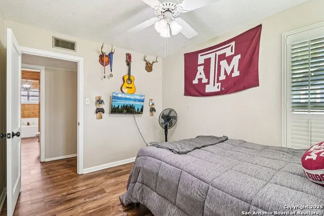 100 Carroll Poth, TX 78147