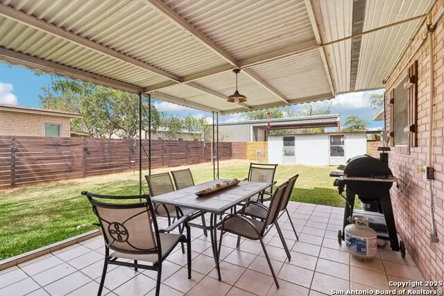 100 Carroll Poth, TX 78147