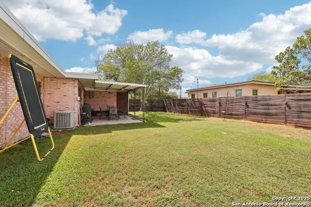 100 Carroll Poth, TX 78147