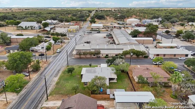 100 Carroll Poth, TX 78147