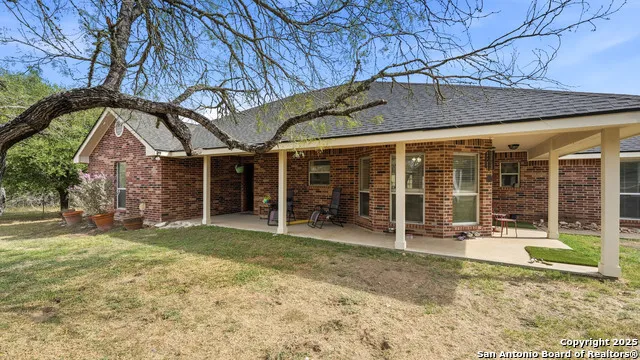 195 Cheyenne Kingsbury, TX 78638