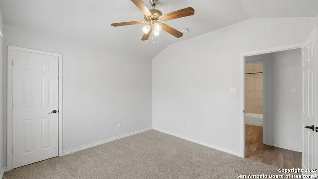 195 Cheyenne Kingsbury, TX 78638