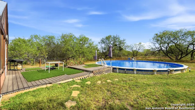195 Cheyenne Kingsbury, TX 78638