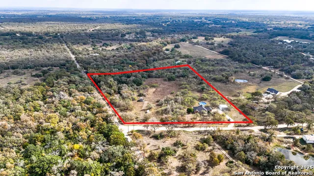 195 Cheyenne Kingsbury, TX 78638