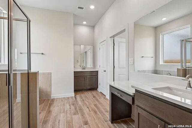 2126 SHEPARDS ST Seguin, TX 78155