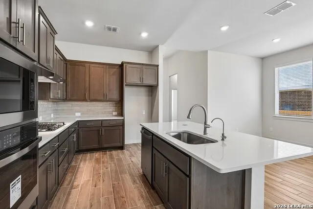 2126 SHEPARDS ST Seguin, TX 78155