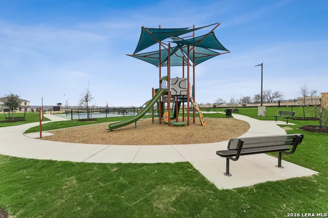 6264 Persimmon Lake San Antonio, TX 78245