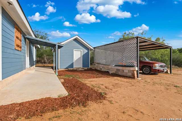 396 County Road 1100 Pearsall, TX 78061