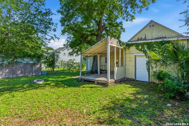 221 LEIGH ST San Antonio, TX 78210