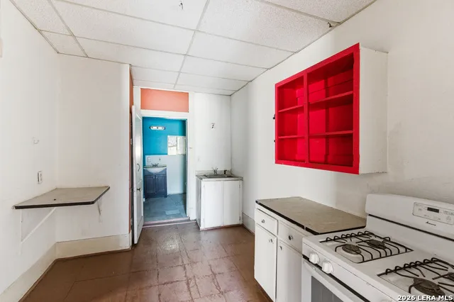 221 LEIGH ST San Antonio, TX 78210