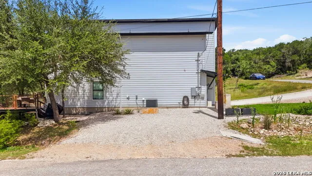 713 Firefly Dr Canyon Lake, TX 78133