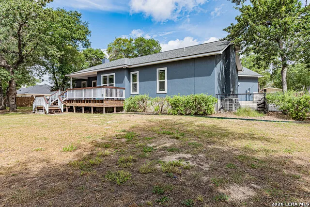 263 CIBOLO RIDGE DR La Vernia, TX 78121
