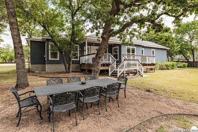 263 CIBOLO RIDGE DR La Vernia, TX 78121