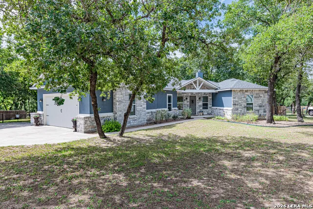 263 CIBOLO RIDGE DR La Vernia, TX 78121