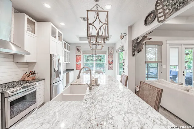263 CIBOLO RIDGE DR La Vernia, TX 78121