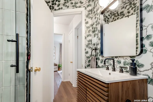 528 FREY ST Boerne, TX 78006