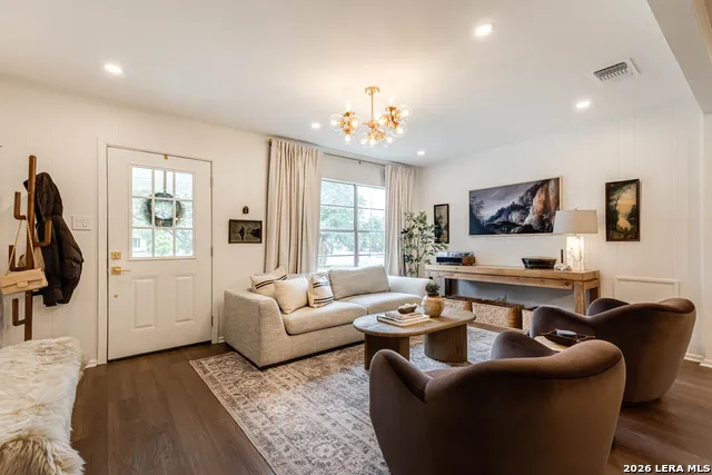 528 FREY ST Boerne, TX 78006