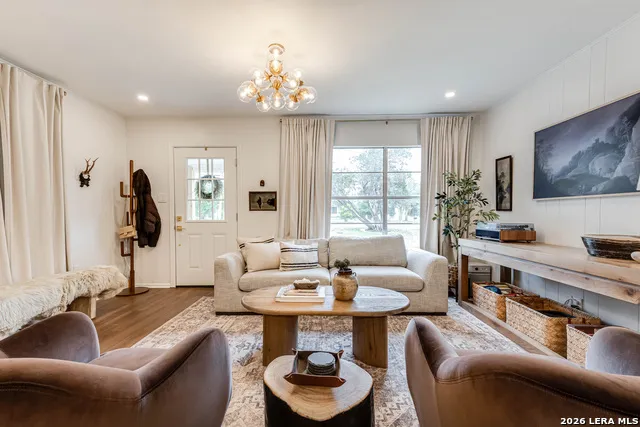 528 FREY ST Boerne, TX 78006