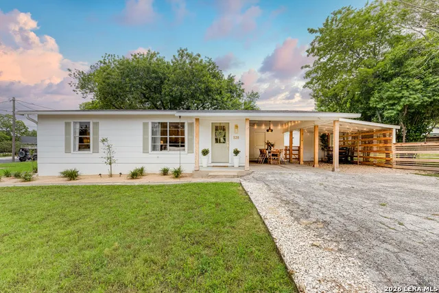 528 FREY ST Boerne, TX 78006