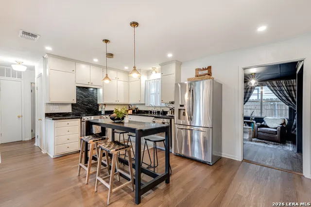 528 FREY ST Boerne, TX 78006
