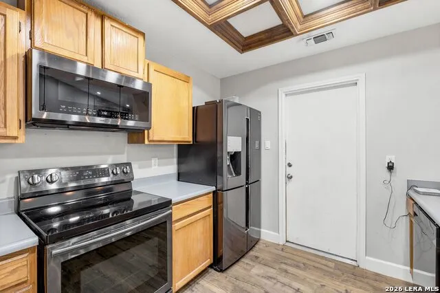 11302 FOREST SMT Live Oak, TX 78233