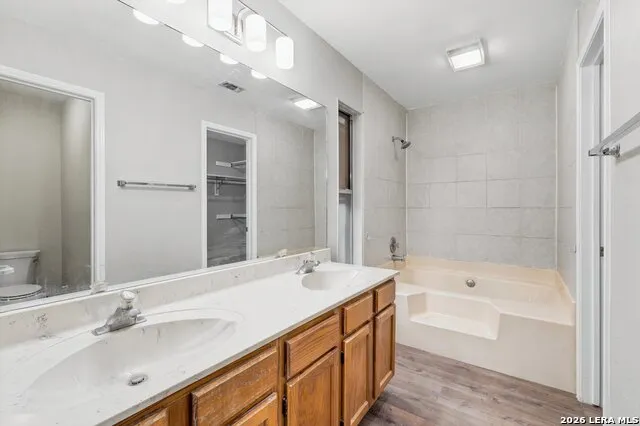 11302 FOREST SMT Live Oak, TX 78233
