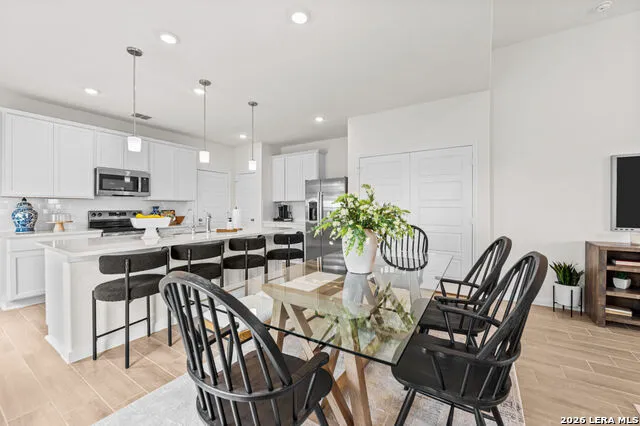 4260 CARLOTTA DR New Braunfels, TX 78130