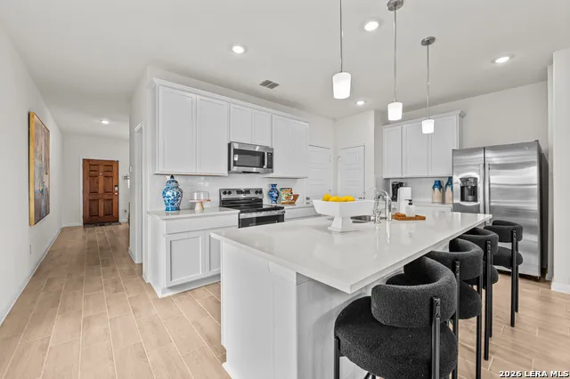4256 CARLOTTA DR New Braunfels, TX 78130