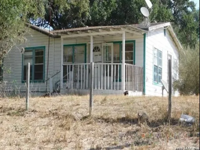 210 Colwell Street Pleasanton, TX 78064