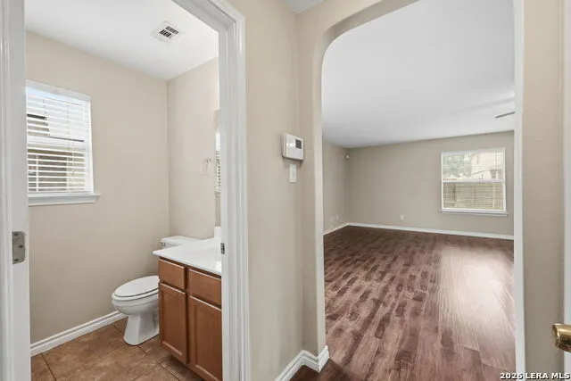 423 DONALAN DR Converse, TX 78109